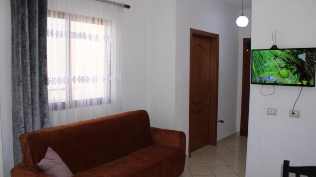 Deni's Family In New Blvd Appartement Tirana